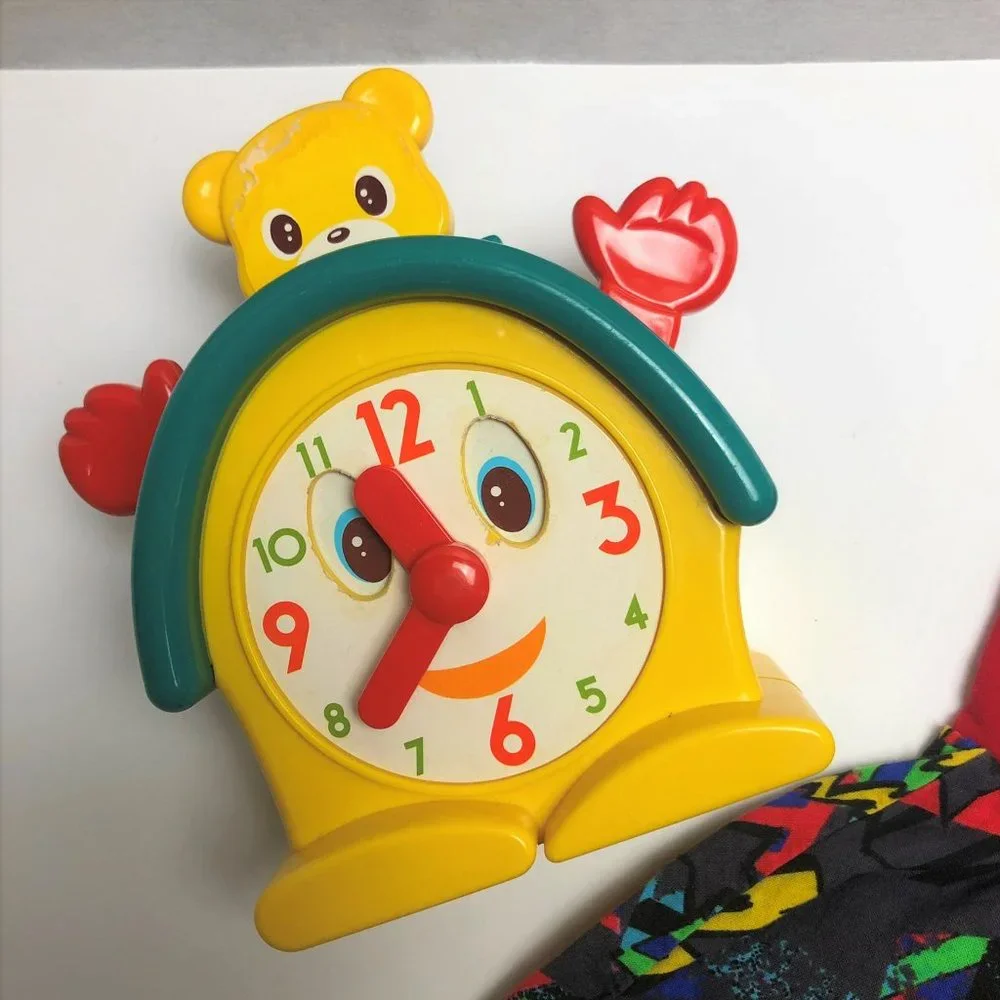80s Vintage Baby Wind-up Musical Toy 1988 Battat Hickory Dickory Dock WORKS - Picture 4 of 5